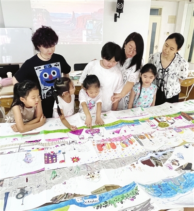 在线配资服务 天津市群众艺术馆举办少儿绘本创作研学训练营 开放式美育放飞孩子创造力